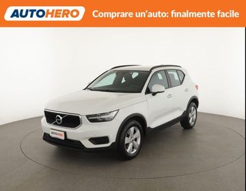 VOLVO XC40 T2 Momentum Core