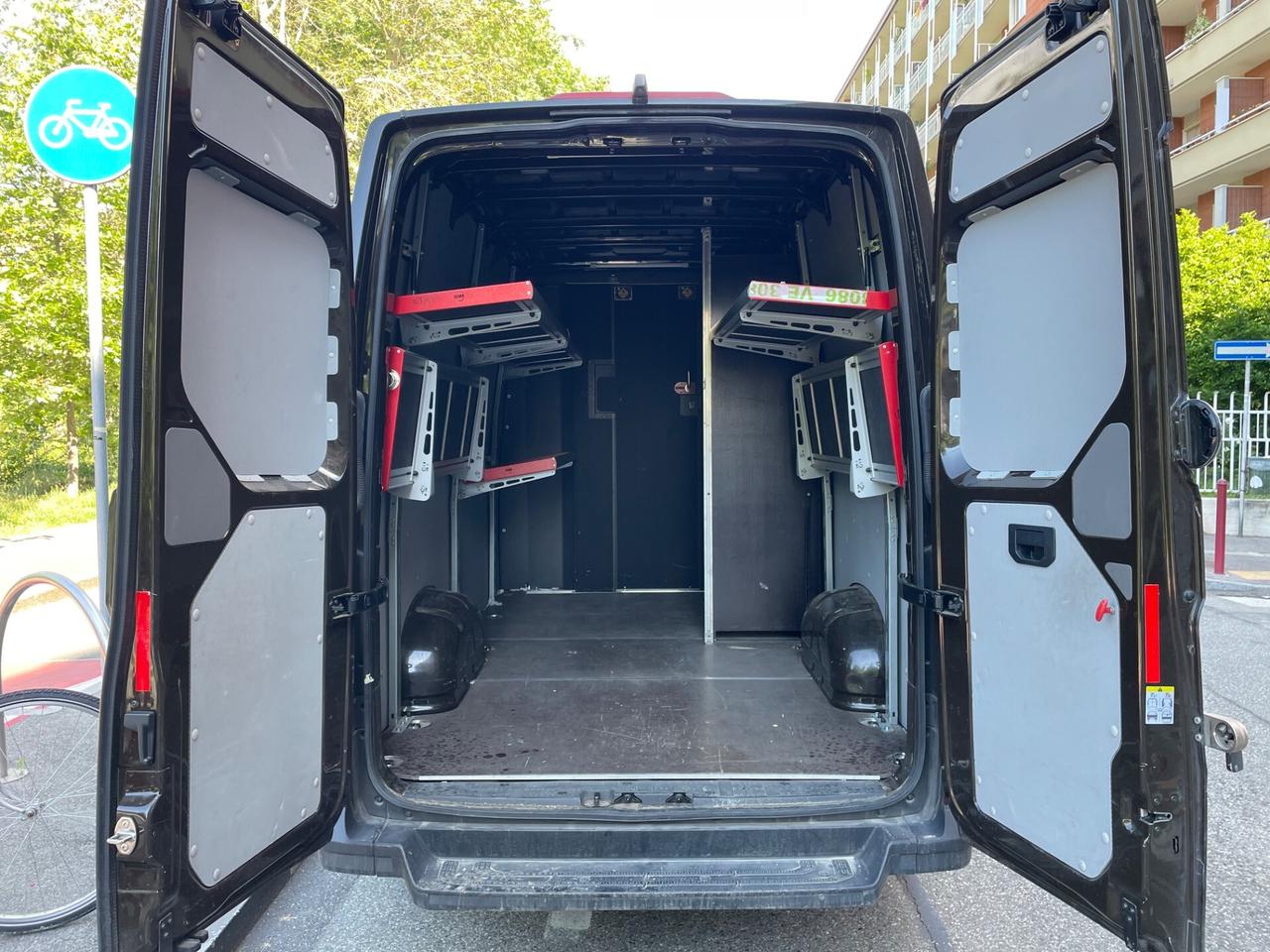 VW Crafter 30 2.0 TDI 140CV PM-TA Furg. All. Corrieri con porta