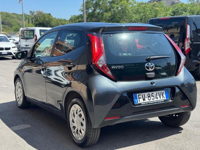 TOYOTA Aygo 1.0 VVT-i 72 CV 5 porte x-business NESSUN VINCOLO
