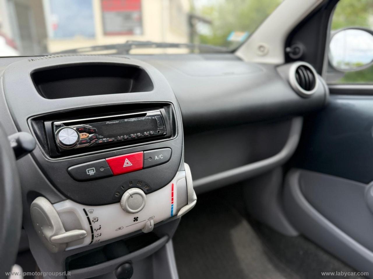 TOYOTA Aygo 1.0 12V VVT-i 3p. Sol
