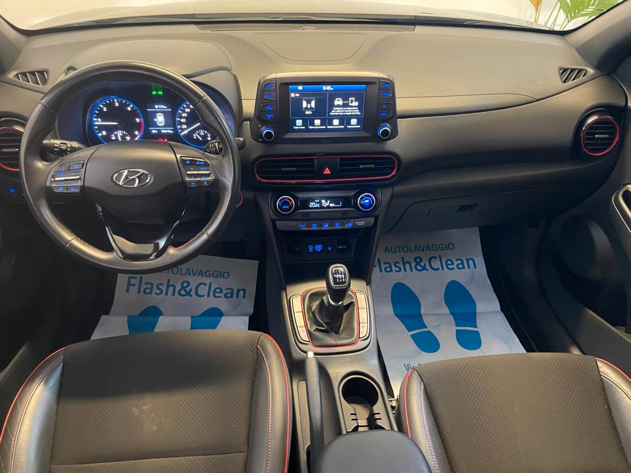 Hyundai Kona 1.6 115 CV CRDI Xpossible FULL OPTIONAL ! TAGLIANDATA NEOPATENTATI