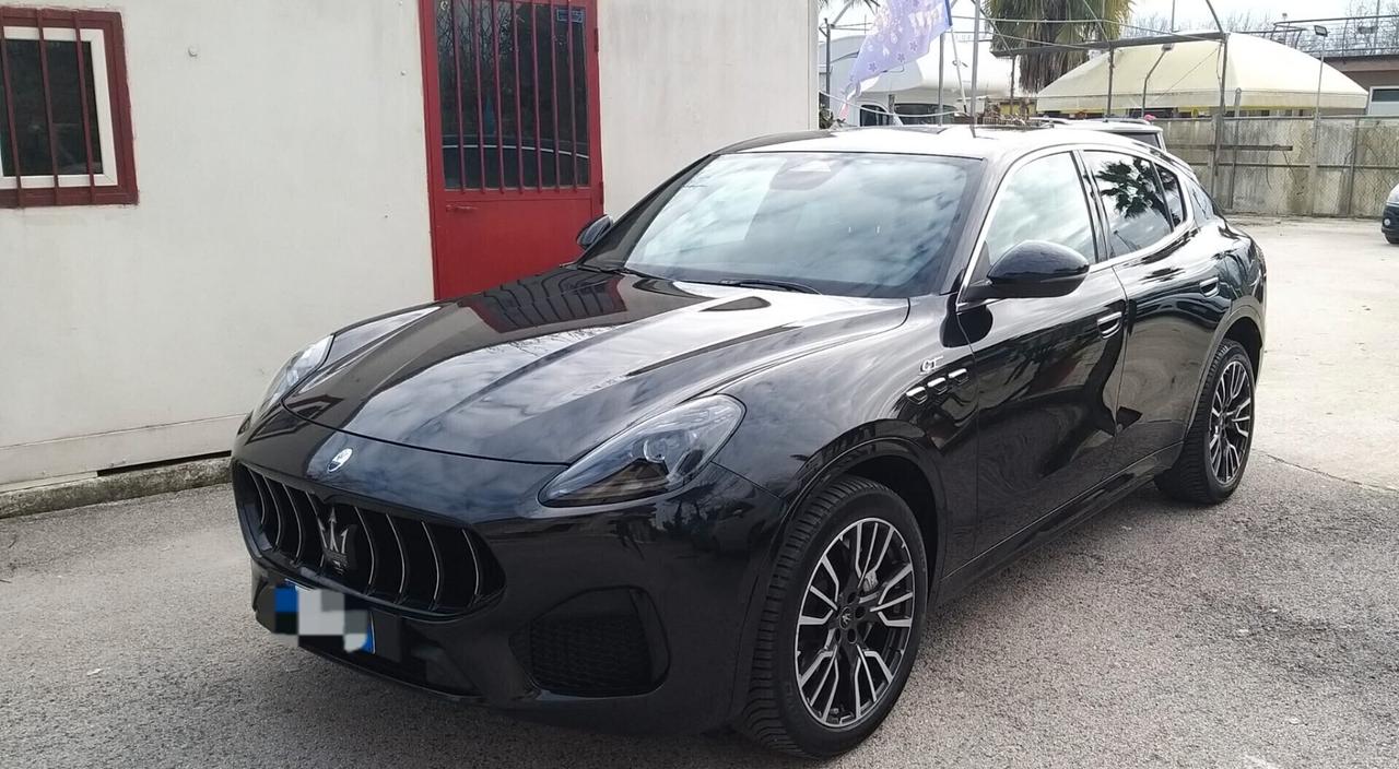 Maserati Grecale MHEV 300 CV AWD GT