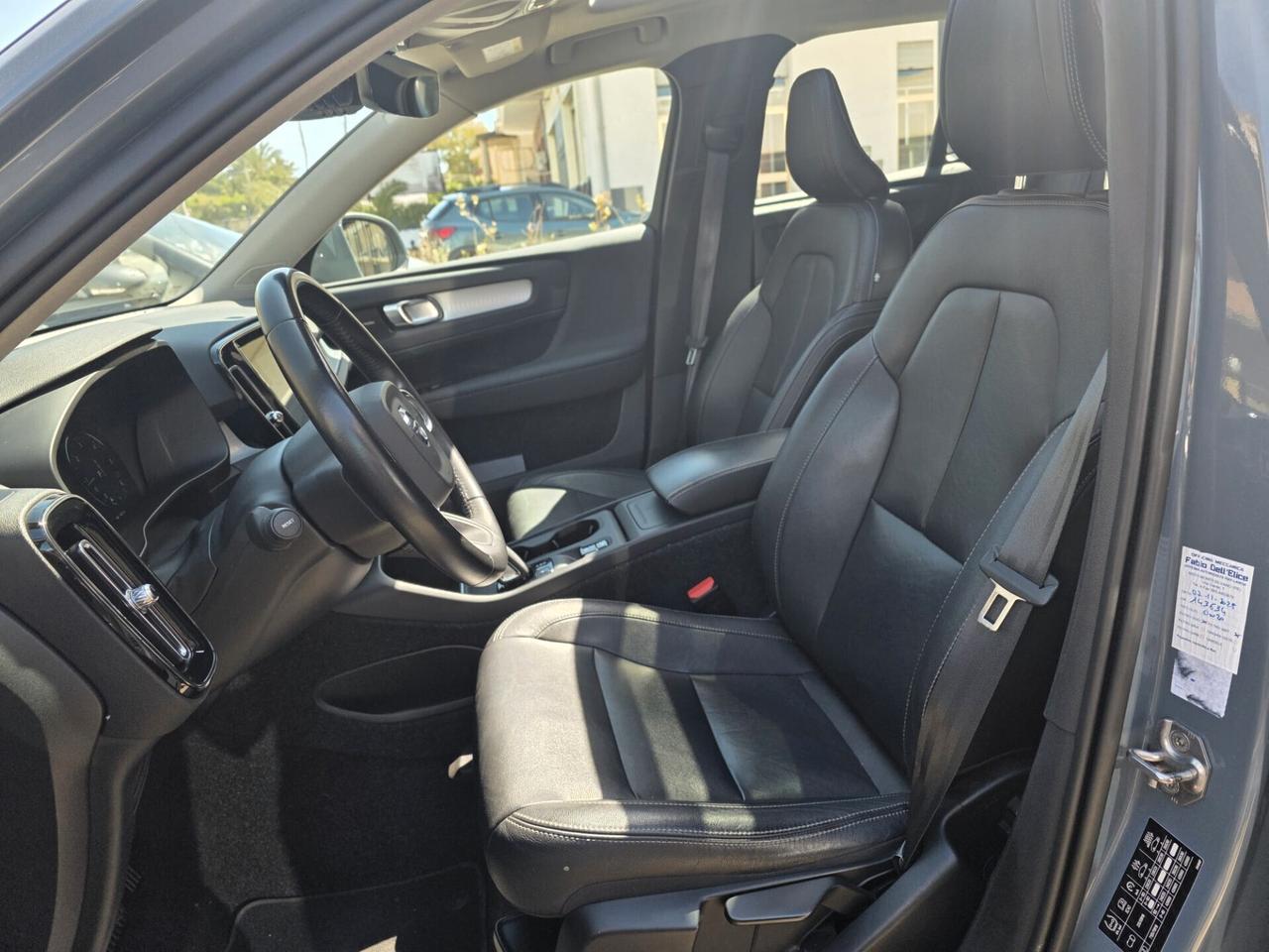 Volvo XC40 D3 Tettuccio HARMAN kardon