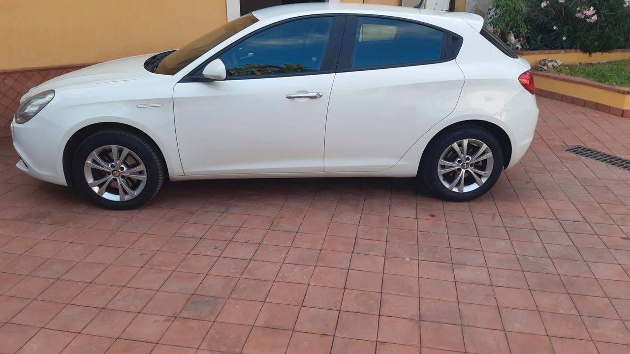 Alfa Romeo Giulietta 2.0 JTDm-2 140 CV Progression