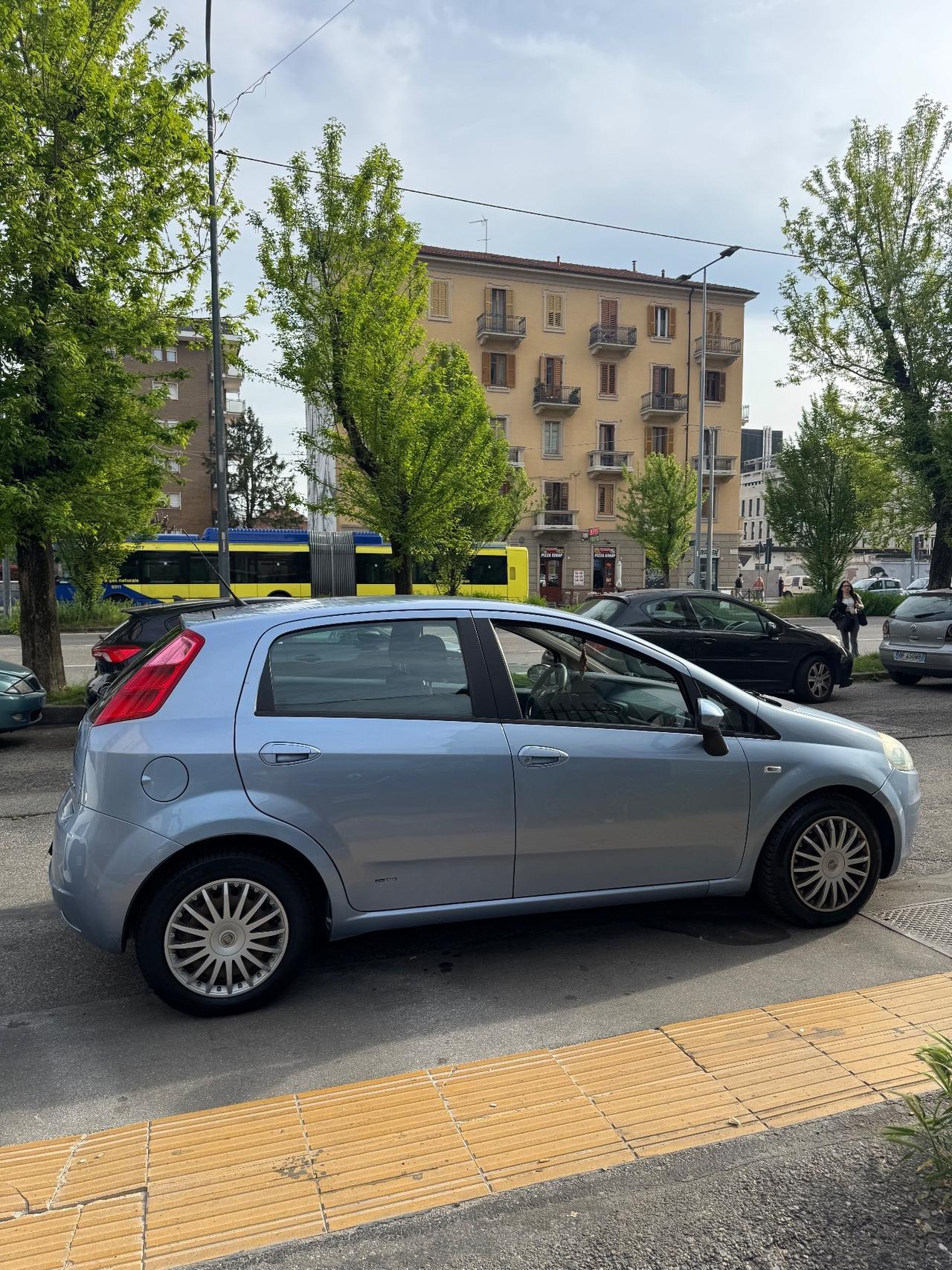 Fiat Grande Punto 1.3 MJT 75 CV 5 porte