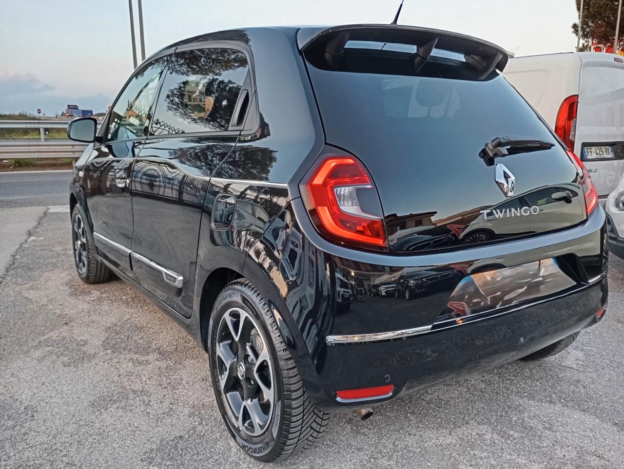 Renault Twingo 0.9 TCe 95CV Intens Aut.