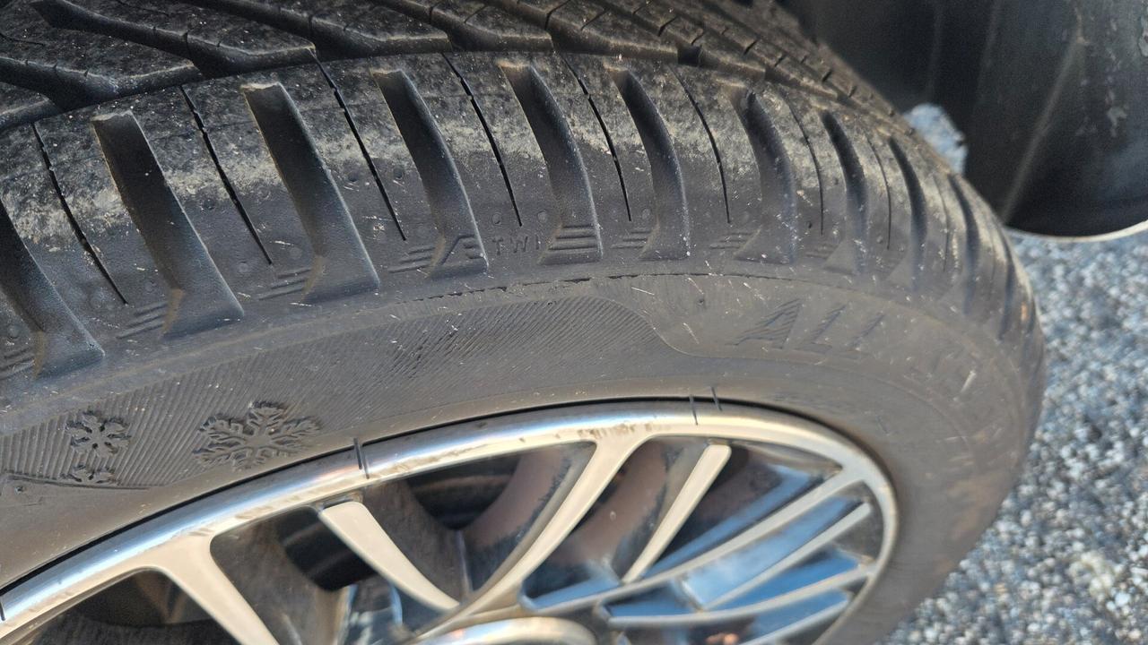 Lancia Ypsilon 1.2 69 CV 5 porte GPL Ecochic Platinum