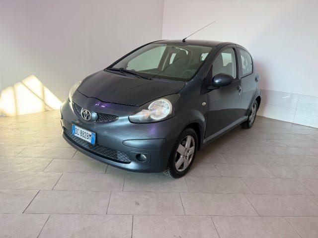 TOYOTA Aygo 1.0 12V VVT-i 5 porte Sol