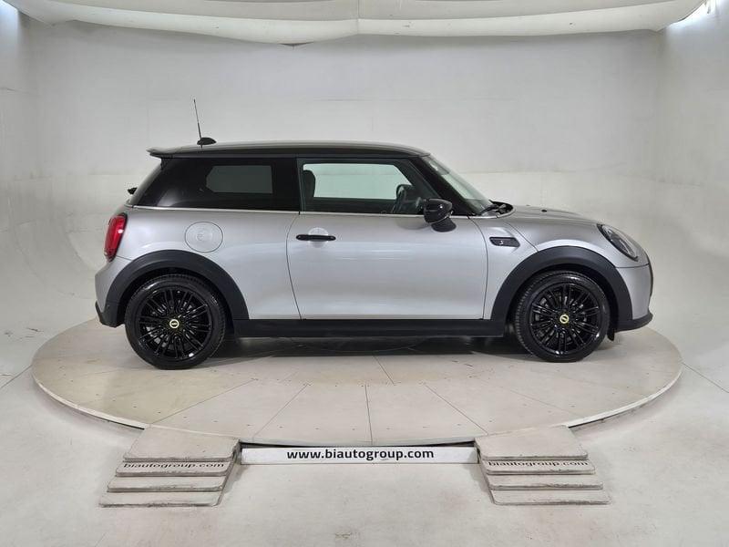 MINI Full Electric Mini F56 2021 Mini 3p Cooper SE Classic auto