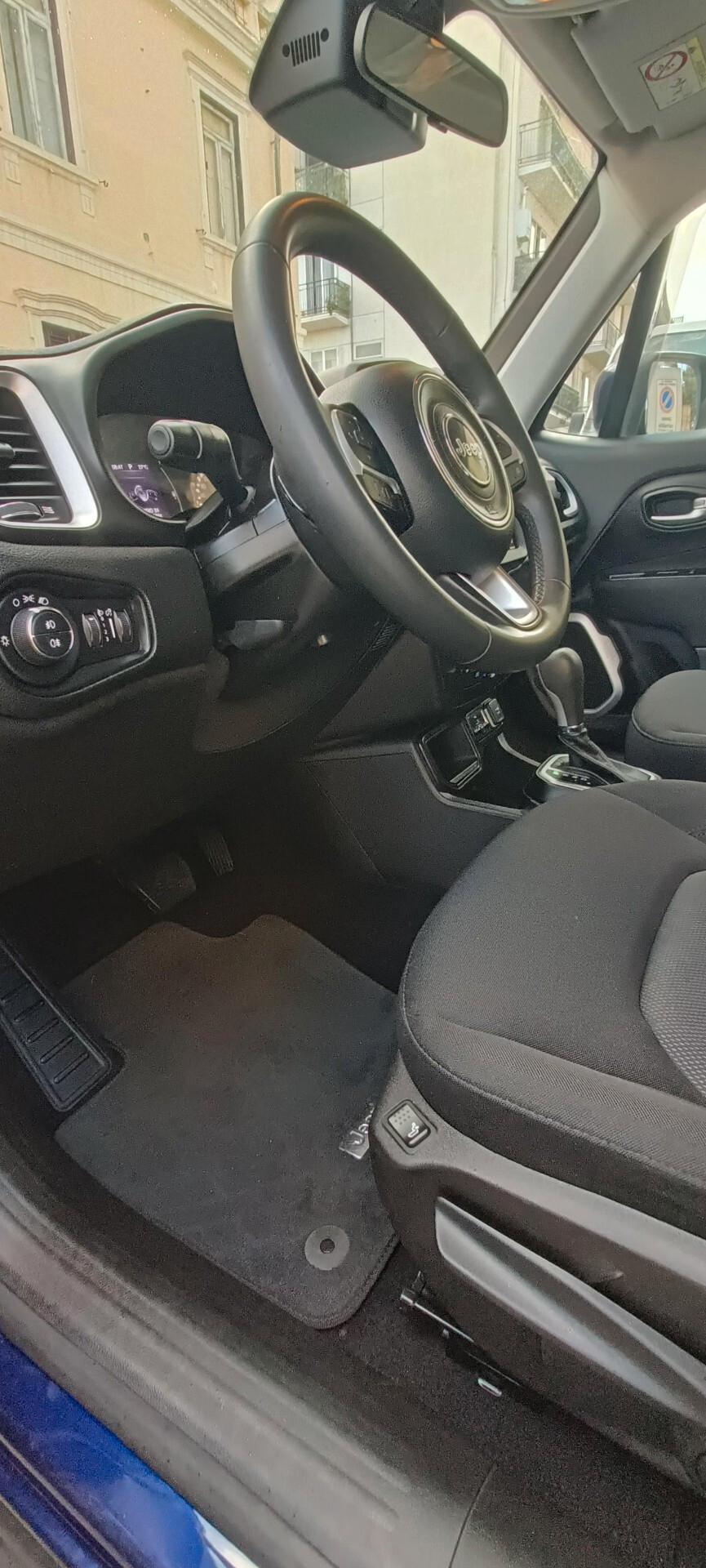 Jeep Renegade 1.6 Mjt DDCT 120 CV Longitude