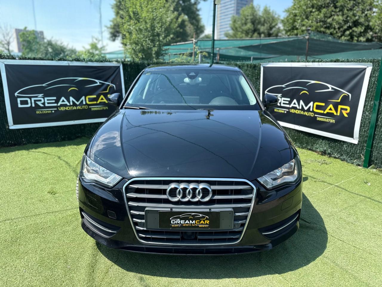 Audi A3 2014 1.6 TDI AUTOMATICA RADAR ASSIST NEOPATENTATI