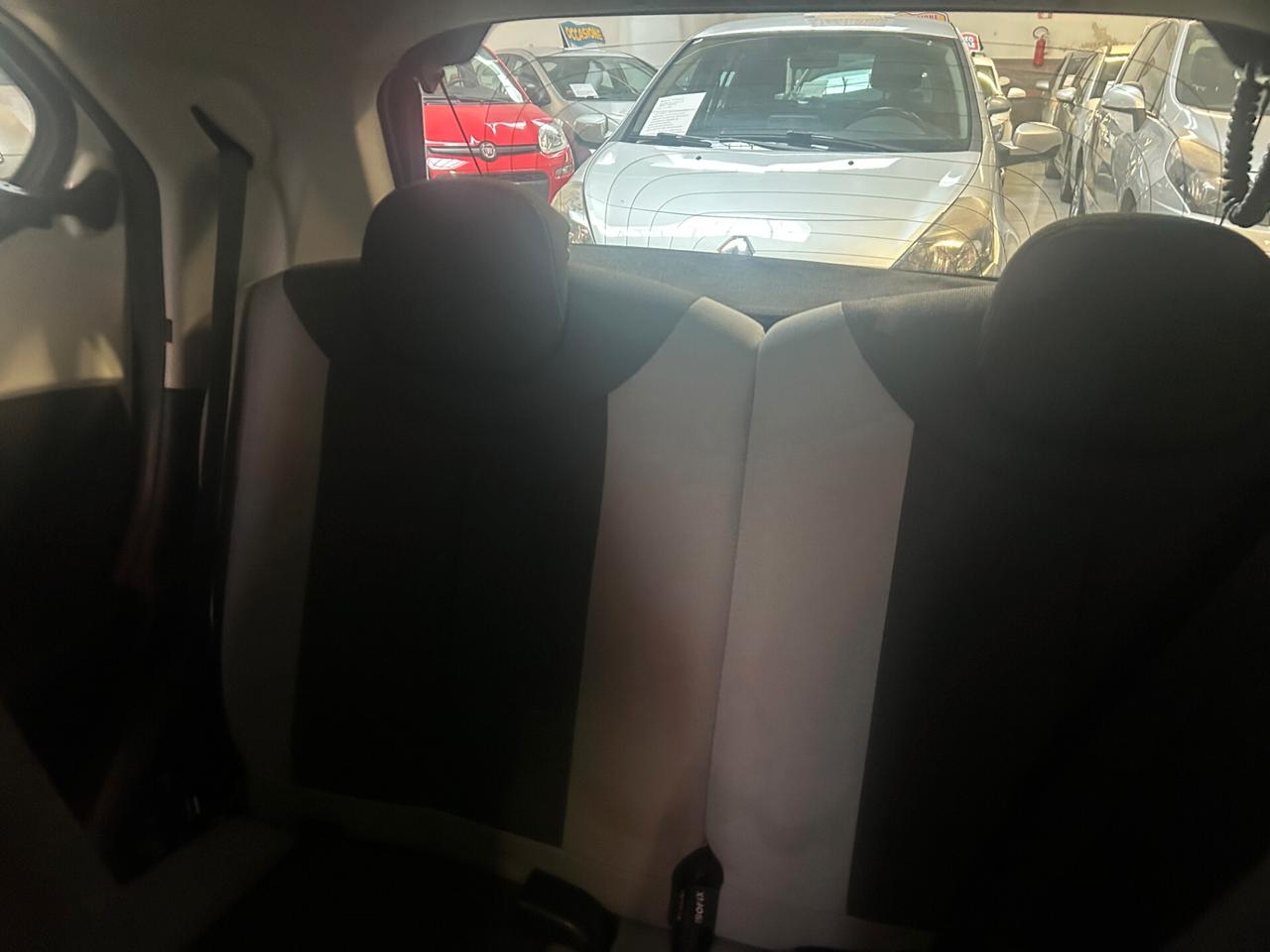 Toyota Aygo 1.0 VVT-i 69 CV 5 porte x-clusiv