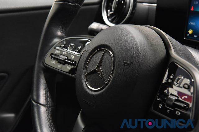 MERCEDES-BENZ A 180 D AUTOMATICA BUSINESS NAVIGATORE