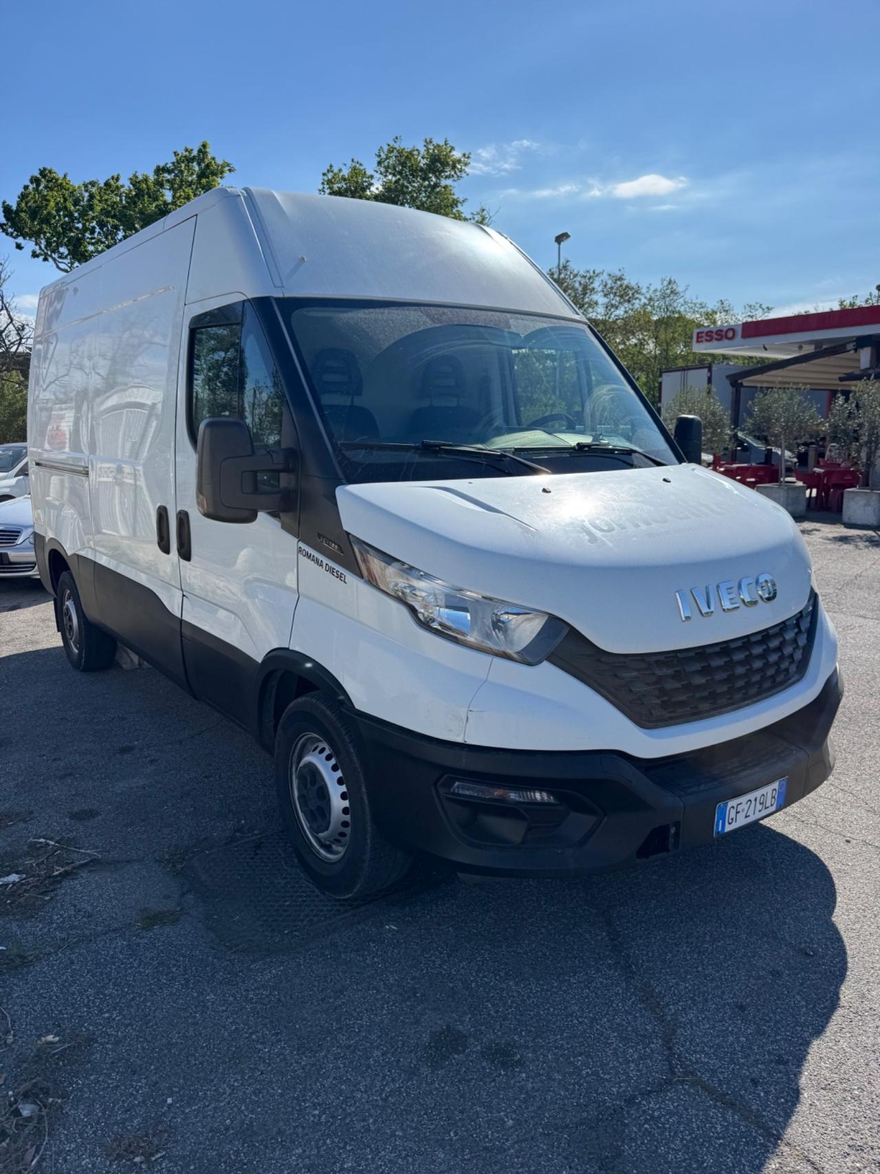 Iveco Daily 33S12 2.3 HPT PM Cabinato