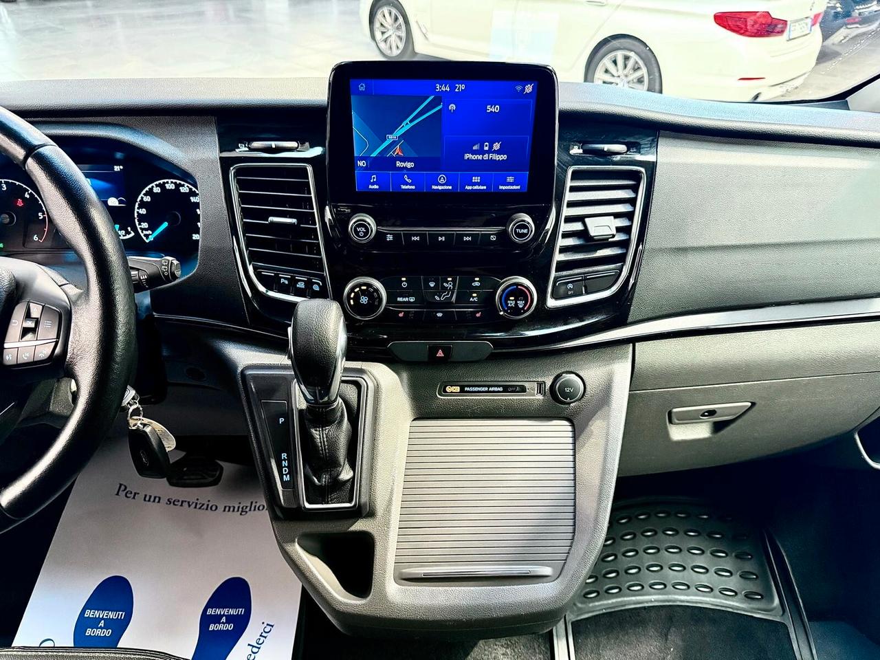 Ford Tourneo Custom Tourneo Custom 320 2.0 EcoBlue 185CV aut. PC Sport