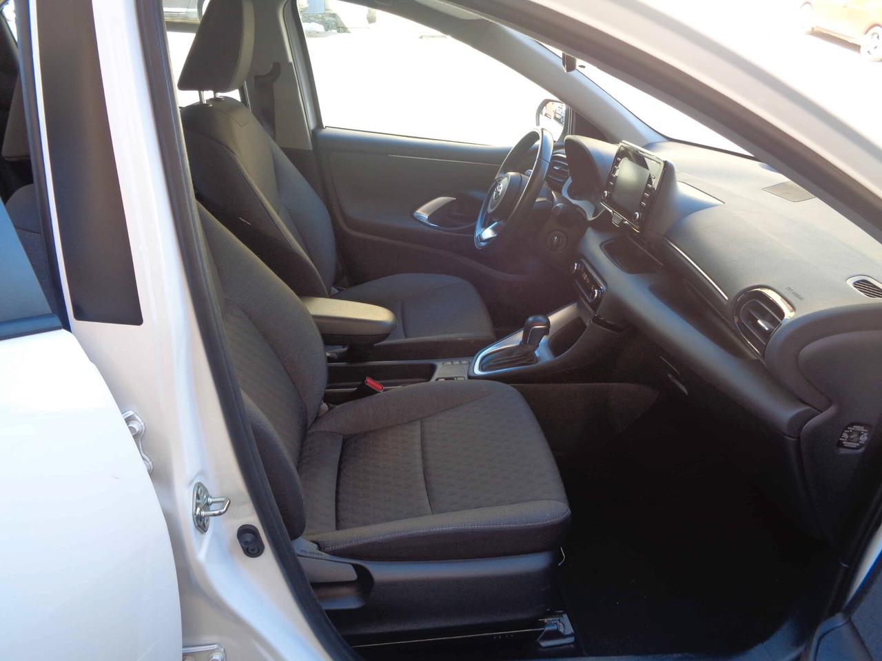 Toyota Yaris 1.5 Hybrid Trend (Finanziabile)