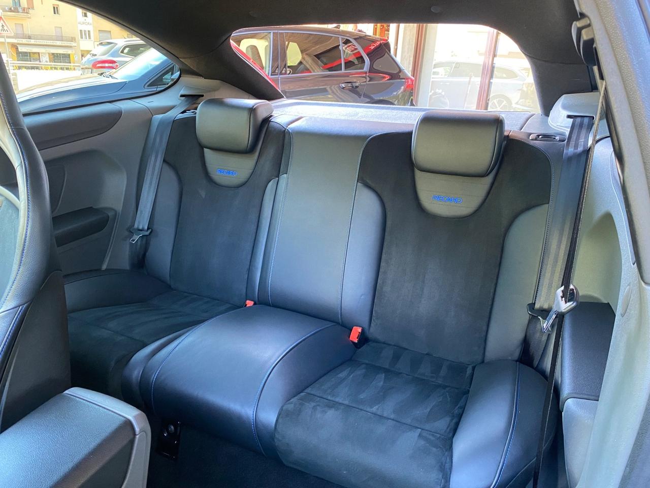 Ford Focus 2.5T (305CV) 3p. RS Performance Blue