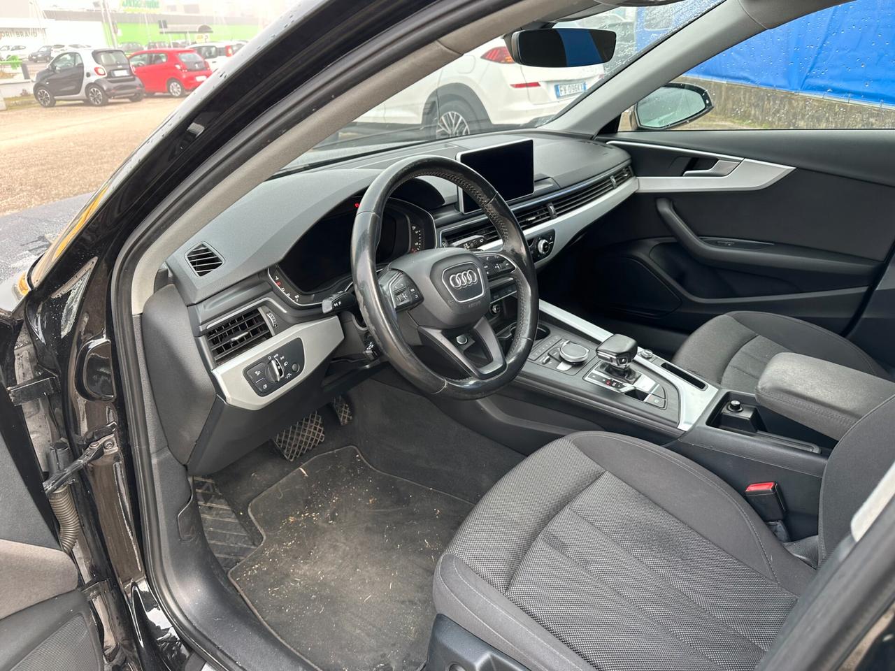 Audi A4 2.0 TDI 150 CV ultra Business Sport