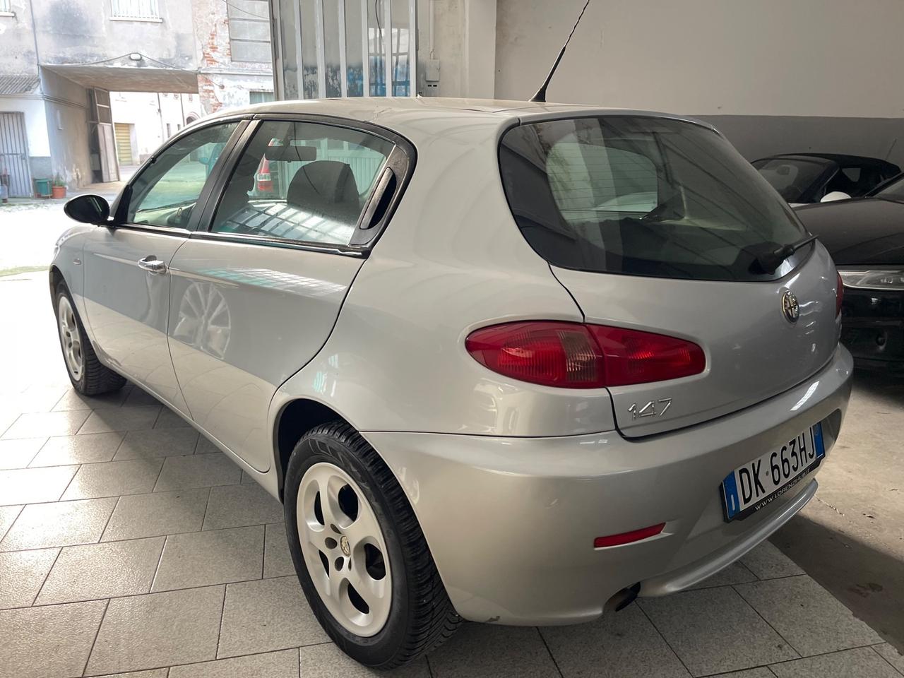 Alfa Romeo 147 1.9 JTD (120) 5 porte Murphy&Nye