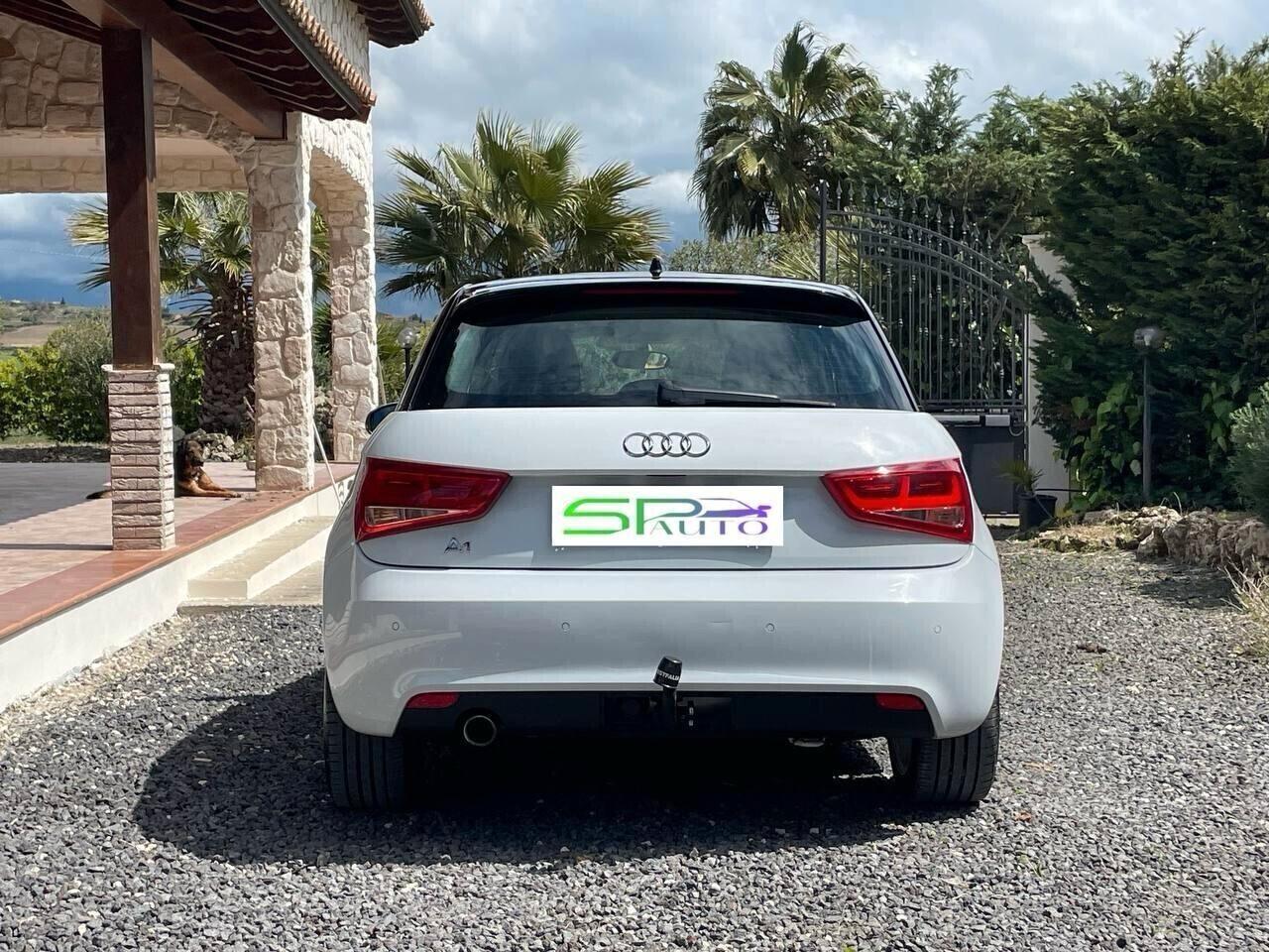 Audi A1 1.6 S line ADATTA NEOPATENTATI Tetto Nero