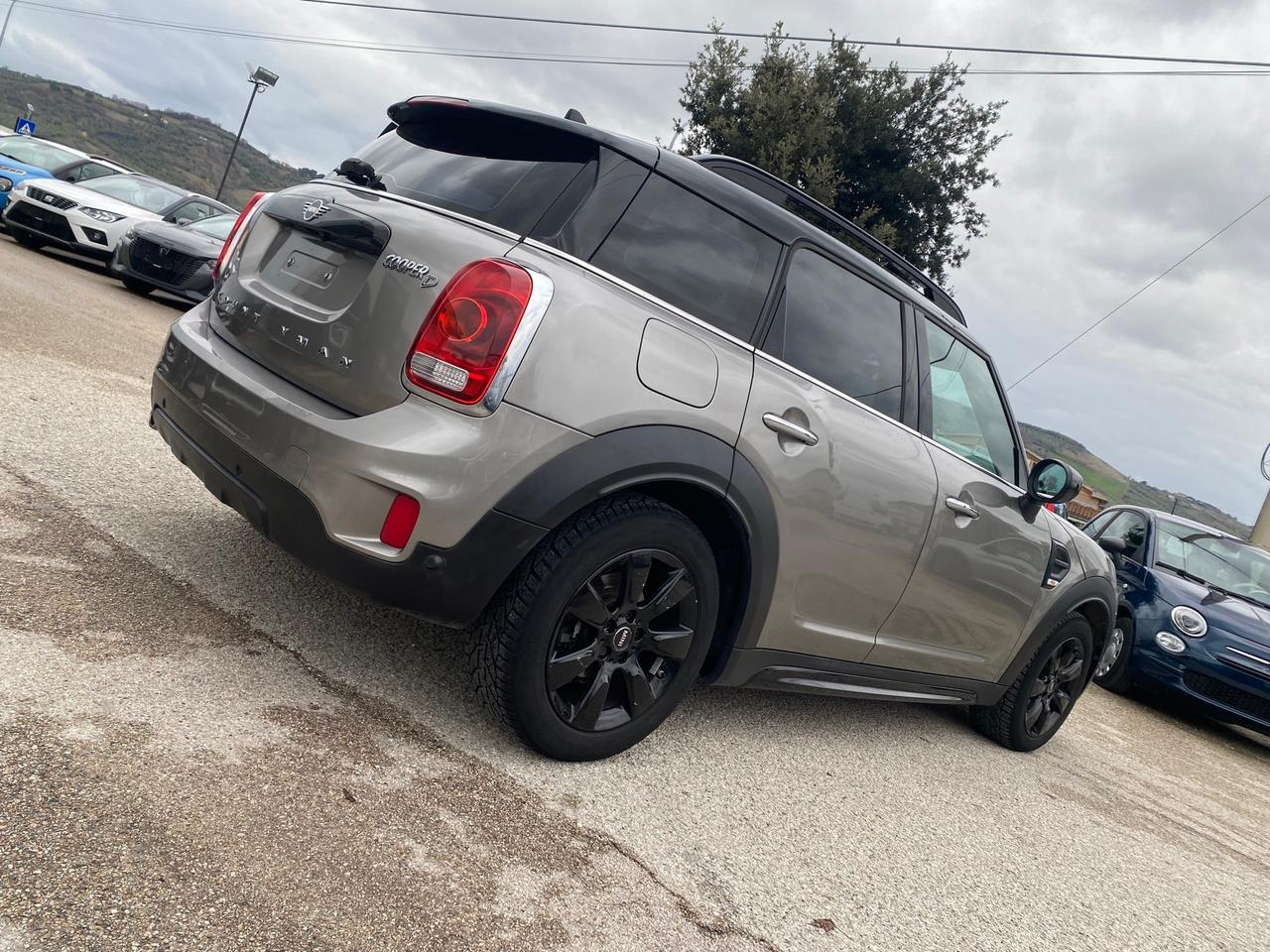 Mini Cooper D Countryman 2.0 Hype 150cv Auto
