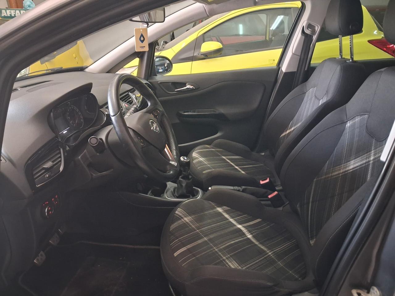 Opel Corsa 1.4 90CV GPL Tech 5 porte b-Color 2016 unico prop