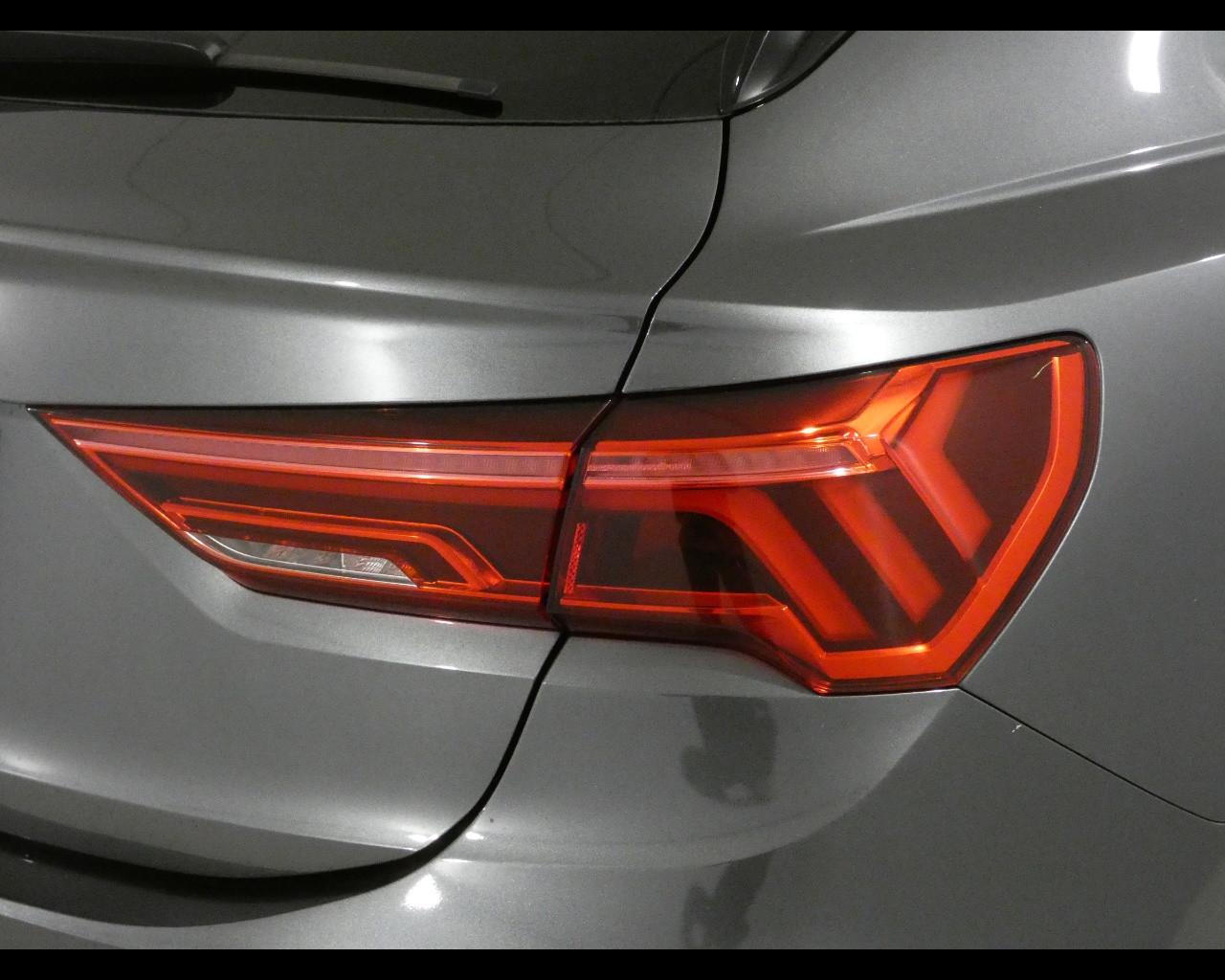 AUDI Q3 2ª serie - Q3 SPB 35 TDI S tronic S line edition