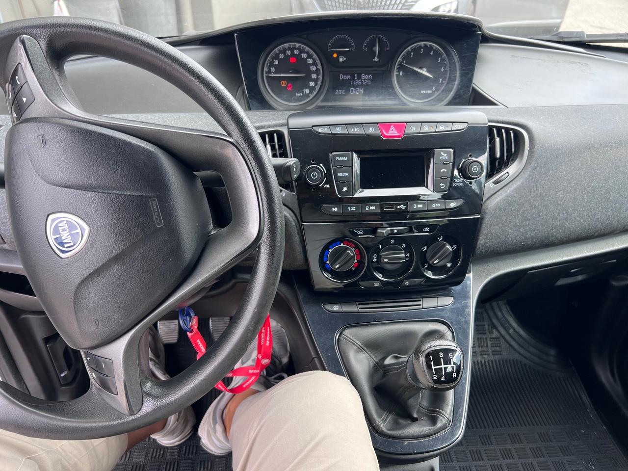 Lancia Ypsilon 1.2 69 CV 5 porte S&S Gold+Blockshaft