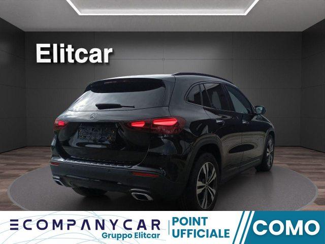 MERCEDES-BENZ GLA 180 Automatic Progressive Advanced
