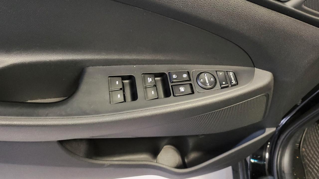 HYUNDAI TUCSON 1.7 CRDi XPossible 2W , (115CV)-OTTIME CONDIZIONI-ADATTA ANCHE A NEO PATENTATI