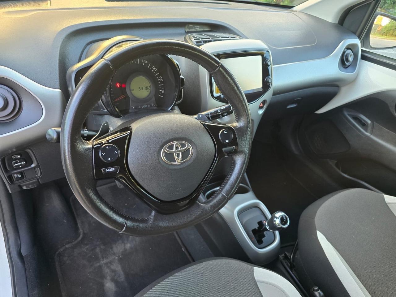 Toyota Aygo 1.0 VVT-i 69 CV 5 porte x-cite TSS MMT