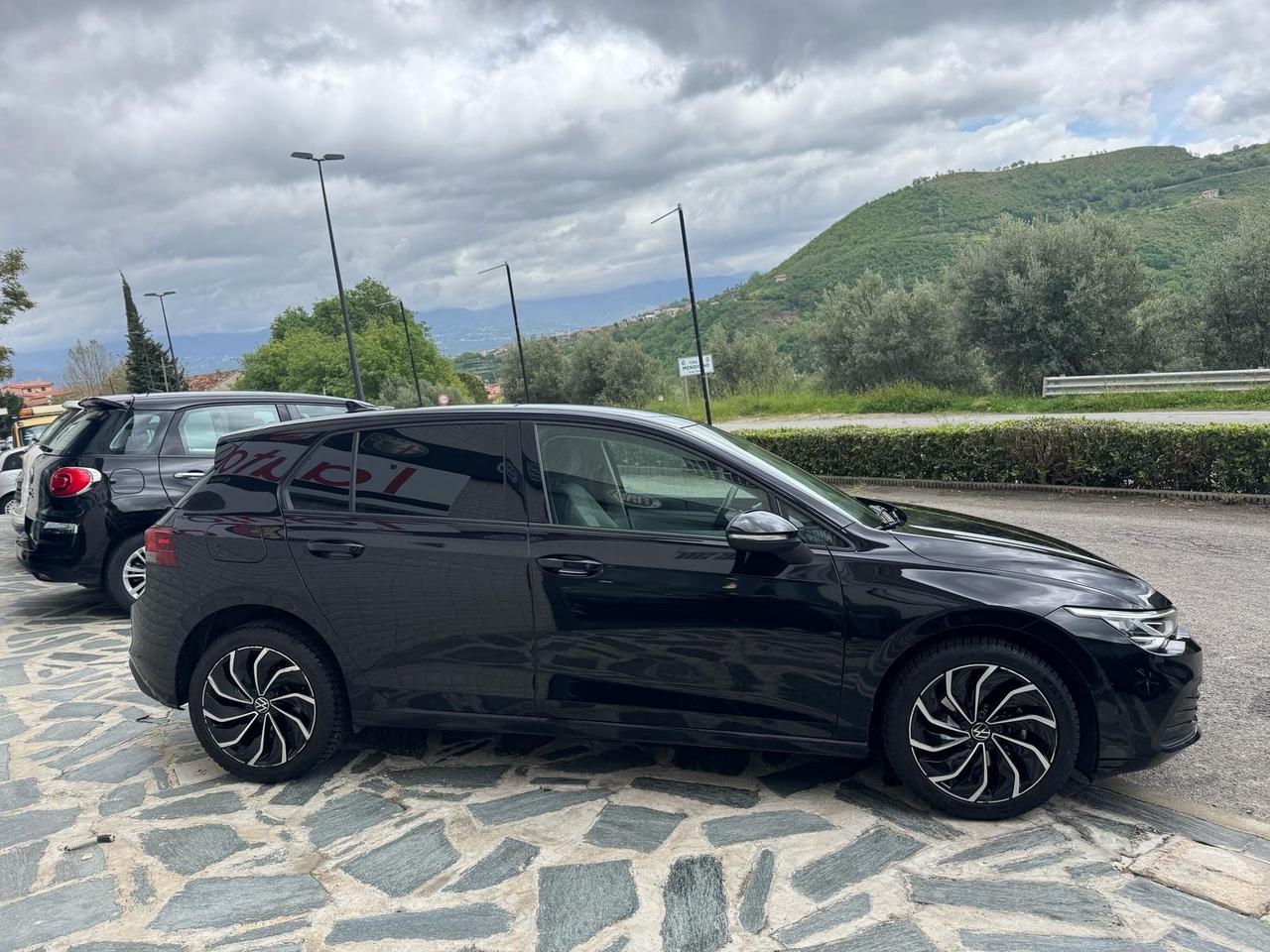 Volkswagen Golf 2.0 TDI 115CV DSG SCR Style