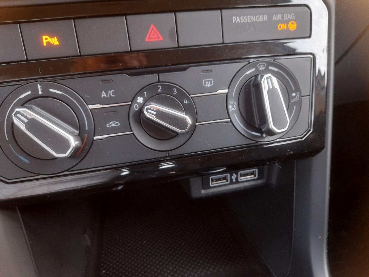 Volkswagen T-Cross 1.0 TSI Style