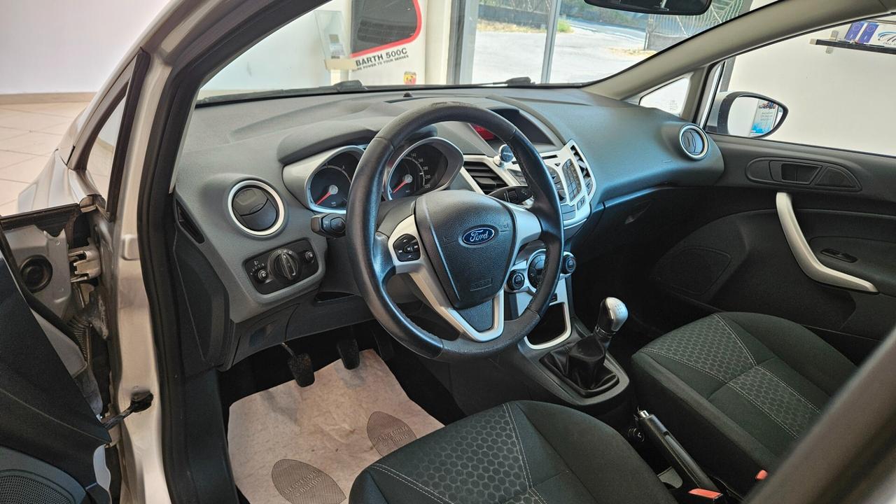 Ford Fiesta 1.4 TDCi 5p. Titanium 95Cv