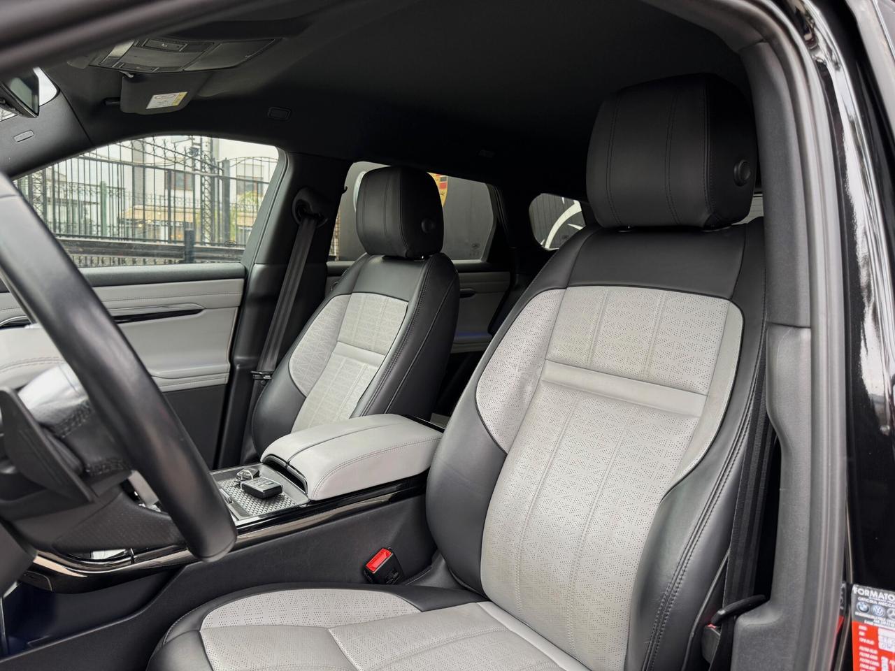 Range Rover Evoque 2.0d i4 MHEV R-Dynamic HSE