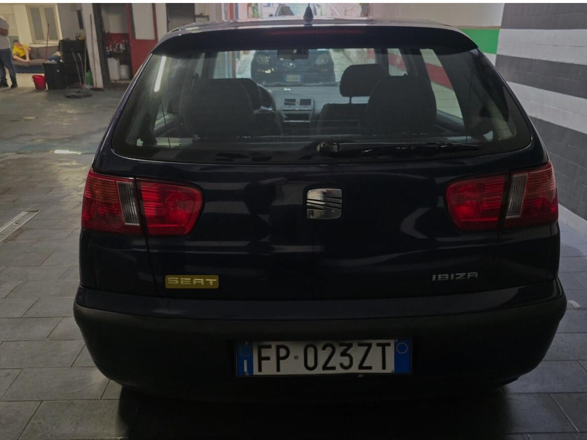 Seat Ibiza 1.4 16V cat 5 porte Signo