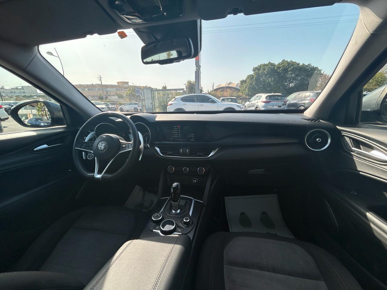 Alfa Romeo Stelvio 2.2 t Business Q4 210cv auto