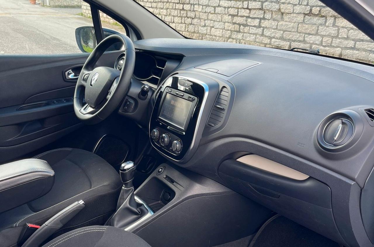 Renault Captur dCi 8V 110 CV Start&Stop Energy Initiale Paris