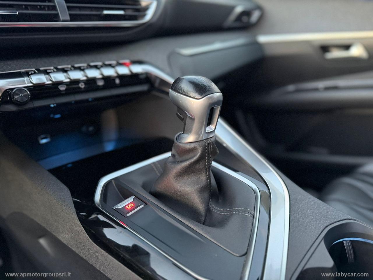 PEUGEOT 3008 BlueHDi 130 S&S Allure