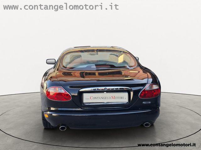 JAGUAR XK8 4.2 Coupé
