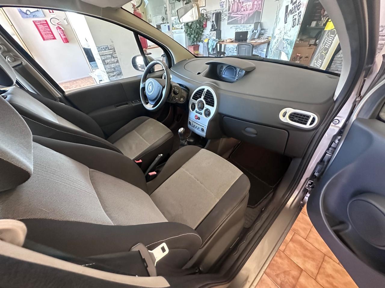 Renault Modus 1.2benz. 85.000km