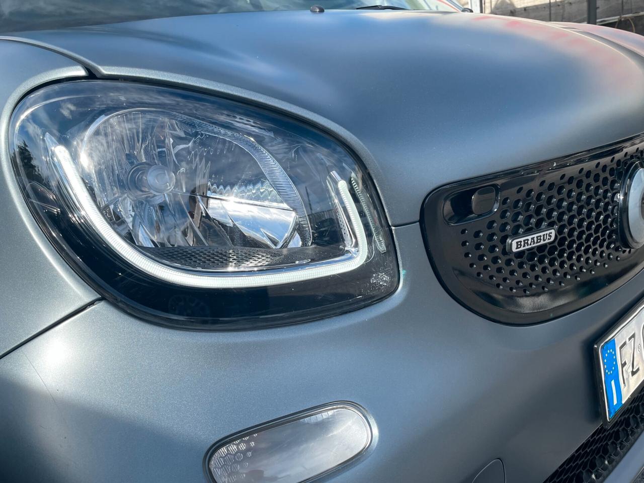 Smart ForTwo BRABUS 0.9 Turbo twinamic Xclusive