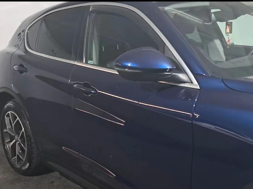 Alfa Romeo Stelvio 2.2 Turbodiesel 190 CV AT8 Q4 Sprint