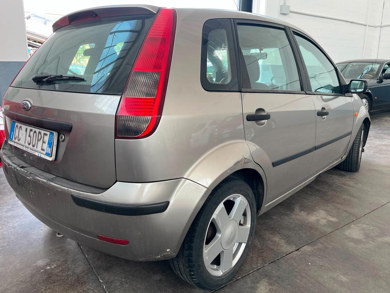 Ford Fiesta 1.4 16V 5p. Zetec