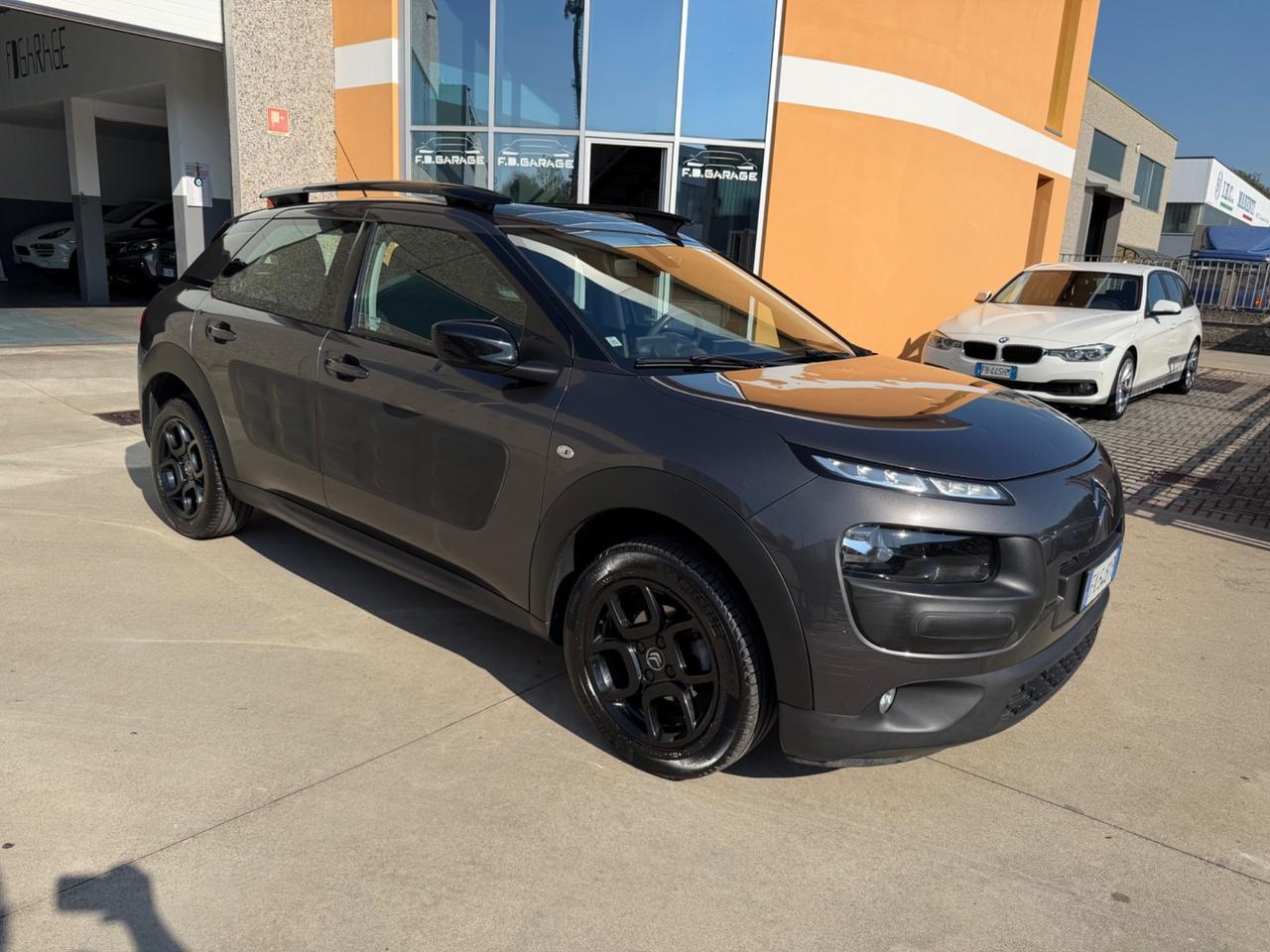Citroen C4 Cactus BlueHDi 100 Shine