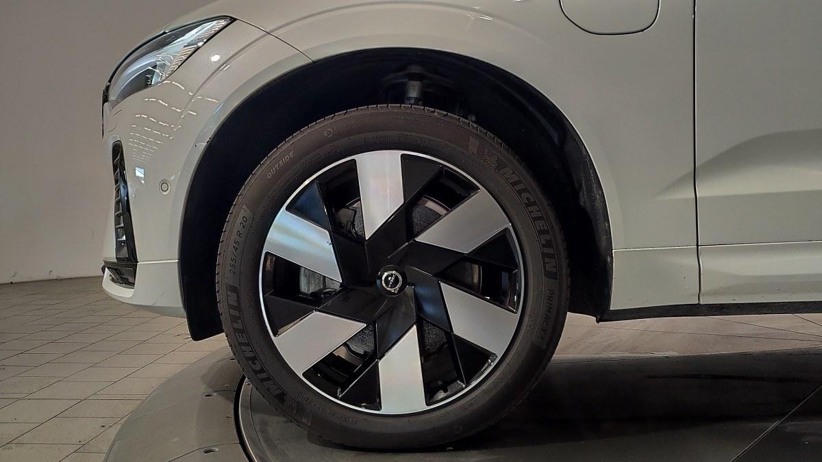 VOLVO Xc60 T6 Recharge Plug-In Hybrid Awd Aut. Ultimate Dark