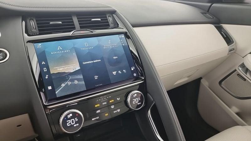 Jaguar E-Pace E-Pace 2.0D I4 163 CV AWD Auto SE N1 Autocarro