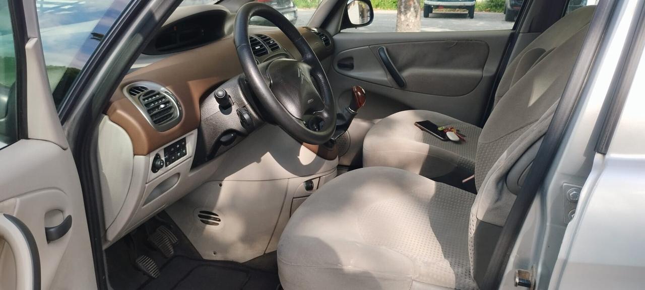 Citroen Xsara Picasso 2.0 HDi Elegance
