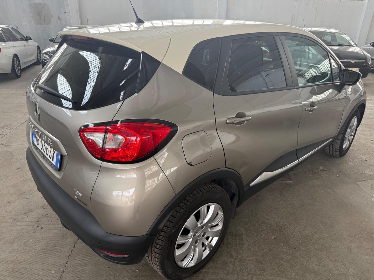 Renault Captur 0.9 TCe 12V 90 CV Start&Stop Live
