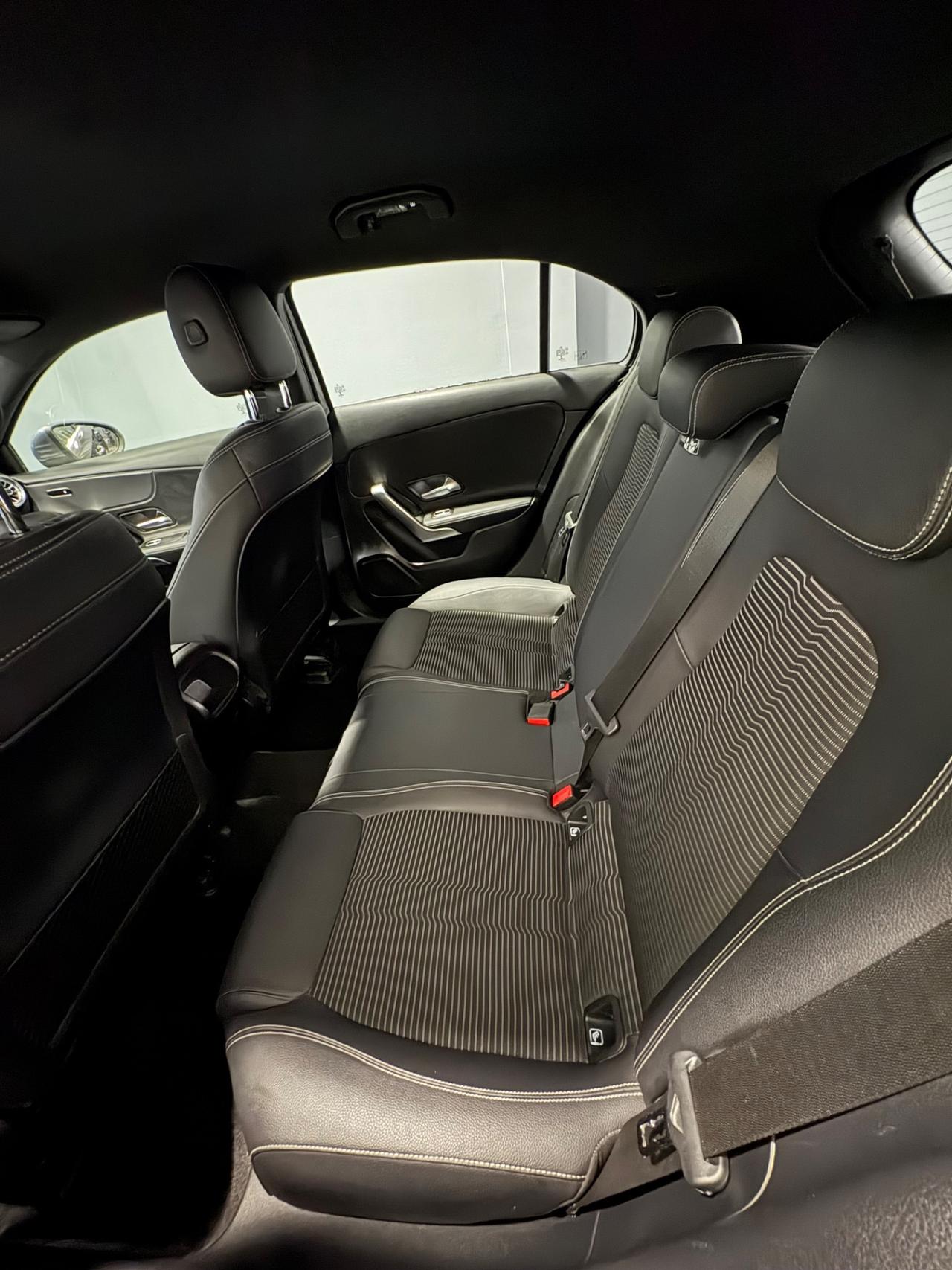 Mercedes classe A 180D Automatic luci ambient